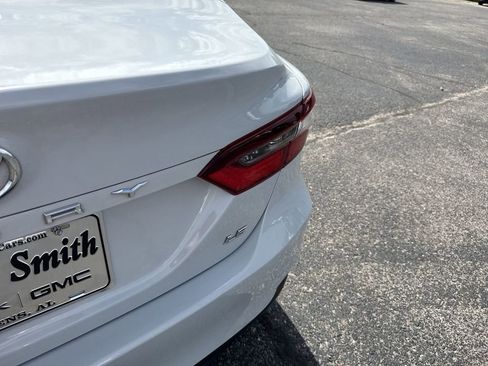 Used 2023 Toyota Camry LE FWD image 39