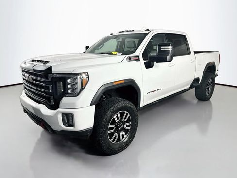 Used 2022 GMC Sierra 2500 AT4 w/ Gooseneck/5TH Wheel Package AWD/4WD image 3