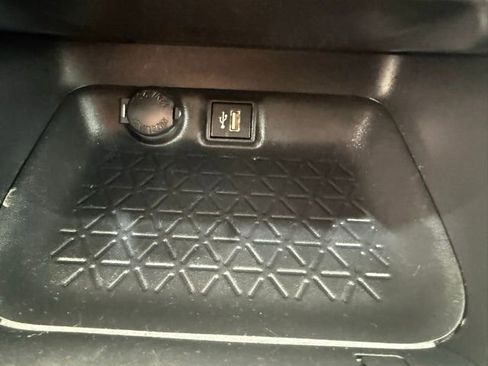 Used 2024 Toyota RAV4 LE image 35