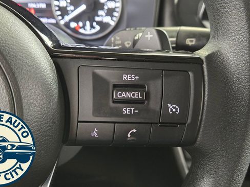Used 2021 Nissan Rogue S AWD/4WD image 13