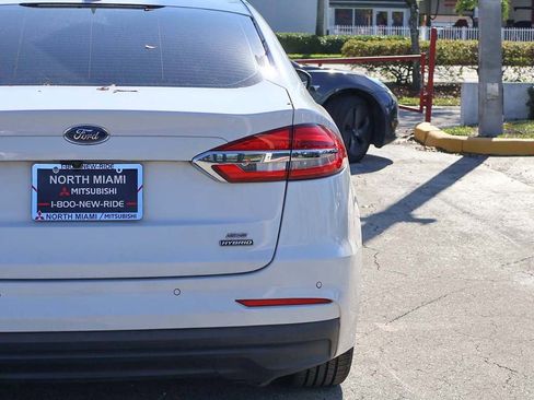 Used 2020 Ford Fusion SE image 15