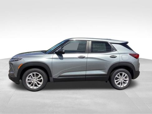 New 2025 Chevrolet TrailBlazer LS w/ LS Convenience Package image 3