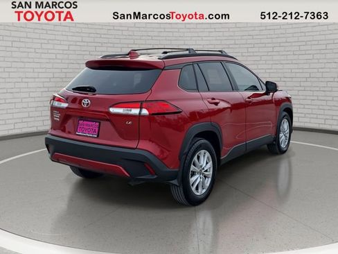 Used 2023 Toyota Corolla Cross LE image 5