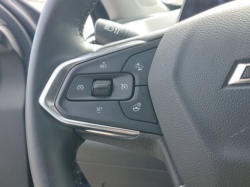 Used 2025 Chevrolet Trax ACTIV w/ Sunroof Package FWD image 24