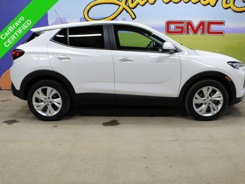 Certified 2024 Buick Encore GX Preferred FWD image 1