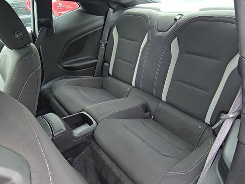 Used 2020 Chevrolet Camaro LT image 15