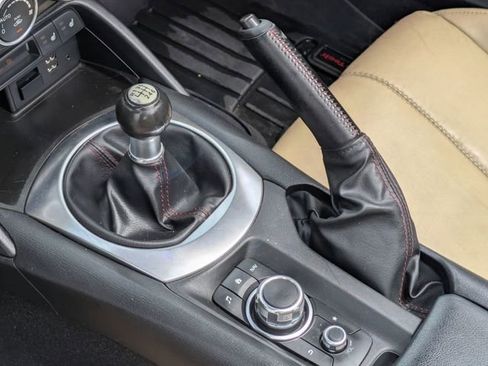 Used 2016 MAZDA MX-5 Miata Grand Touring image 19