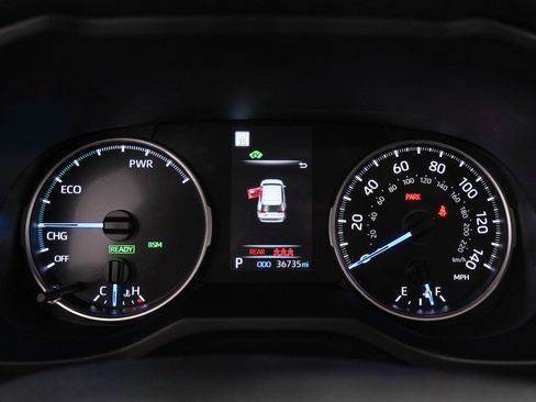 Used 2022 Toyota RAV4 XLE Premium AWD/4WD image 29