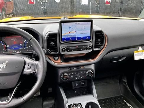 Used 2021 Ford Bronco Sport Badlands w/ Badlands Package AWD/4WD image 6