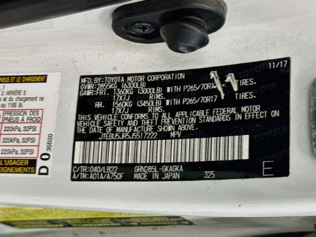 Used 2018 Toyota 4Runner SR5 Premium AWD/4WD image 33