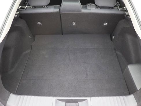 Used 2024 Toyota Prius LE image 28