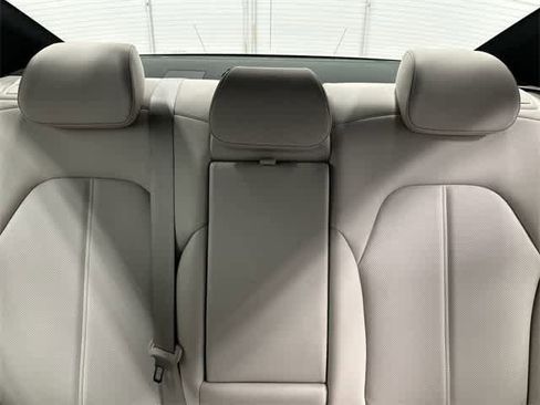 Used 2024 Genesis G70 2.5T image 14