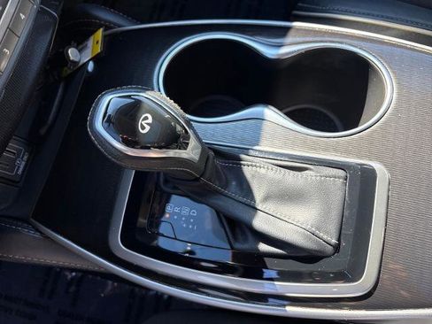 Certified 2019 INFINITI QX60 Luxe w/ Essential Package image 24