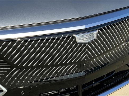 New 2025 Cadillac Lyriq Luxury image 36