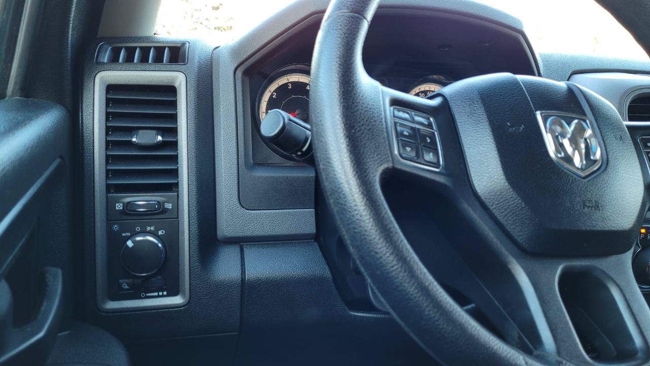 Used 2016 RAM 1500 Tradesman w/ Popular Equipment Group RWD image 17