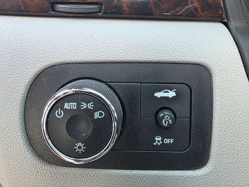 Used 2012 Chevrolet Impala LT FWD image 12