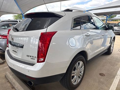 Used 2016 Cadillac SRX Luxury w/ Driver Awareness Package AWD/4WD image 6