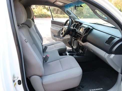 Used 2013 Toyota Tacoma 2WD Regular Cab image 18