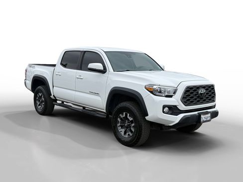 Used 2022 Toyota Tacoma TRD Off-Road image 7