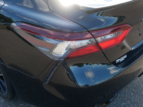 Used 2023 Toyota Camry SE FWD image 17
