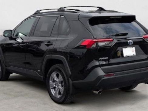 Used 2024 Toyota RAV4 XLE w/ Convenience Package image 13