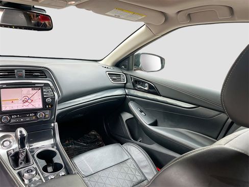Used 2021 Nissan Maxima Platinum w/ Sport Mat Group image 24