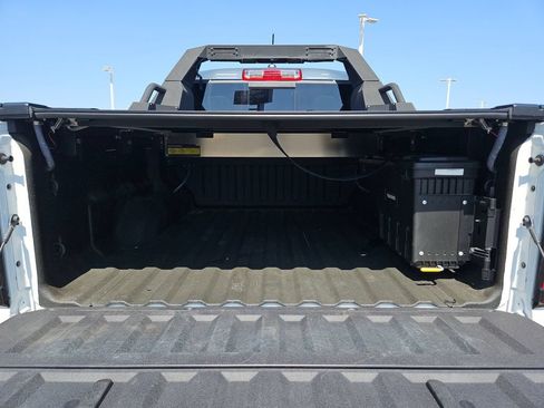 Used 2024 GMC Canyon Elevation w/ Elevation Premium Package RWD image 25