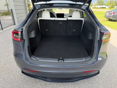 Used 2021 Tesla Model Y 2WD image 26