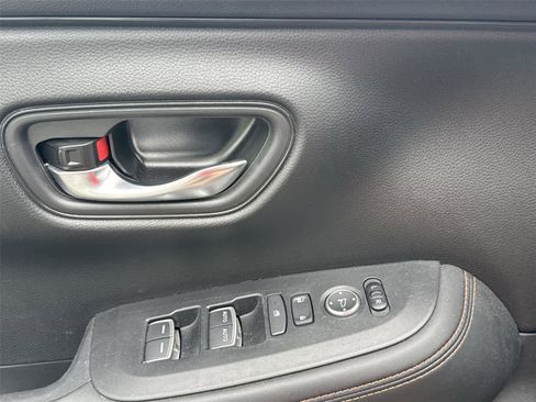 Used 2023 Honda HR-V Sport image 18