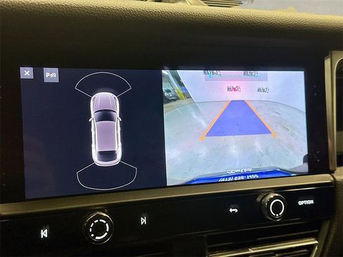 Used 2022 Porsche Macan image 15