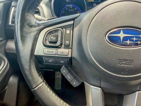 Used 2016 Subaru Legacy 2.5i Premium AWD/4WD image 9