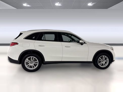 Certified 2026 Mercedes-Benz GLC 300 image 8