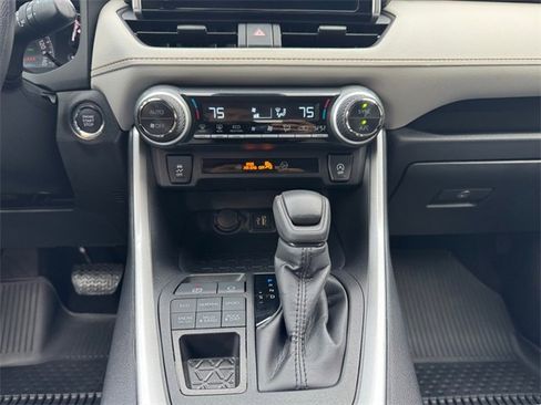 Used 2025 Toyota RAV4 XLE image 11