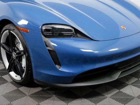 Certified 2022 Porsche Taycan 4S AWD/4WD image 35