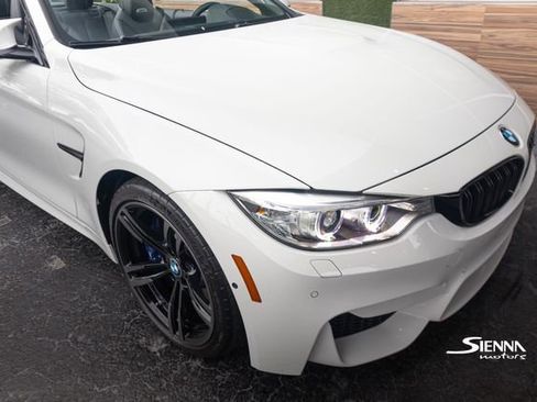 Used 2017 BMW M4 Convertible image 14