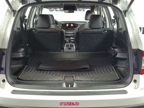 Used 2021 Honda Pilot Touring image 30