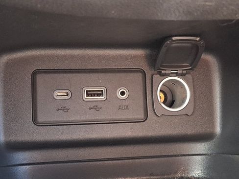 Used 2019 Chevrolet Equinox LT AWD/4WD image 23