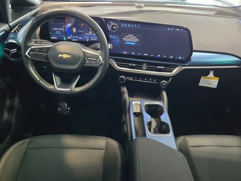 Certified 2024 Chevrolet Equinox EV LT FWD image 19
