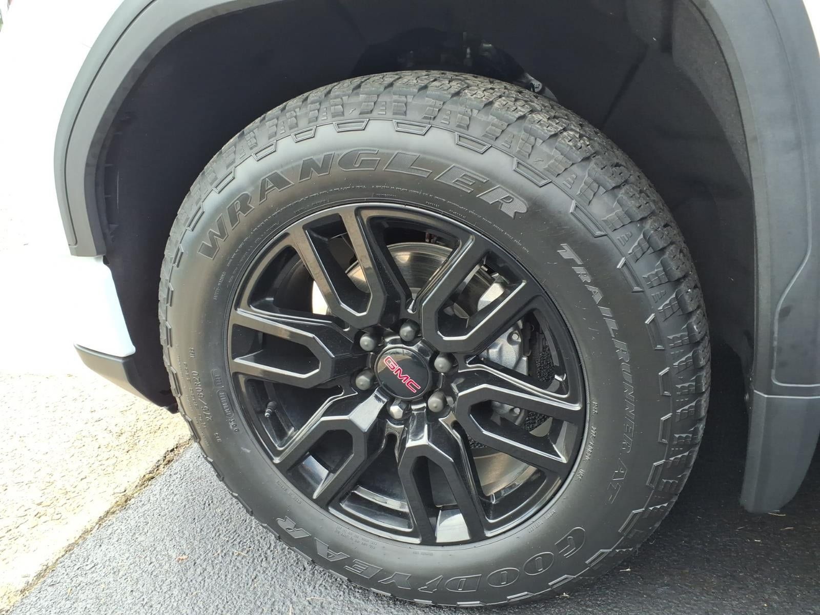 Certified 2023 GMC Sierra 1500 Elevation w/ X31 Off-Road Package AWD/4WD image 9
