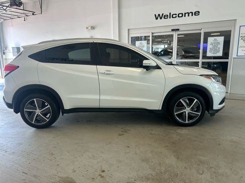 Used 2022 Honda HR-V EX image 7