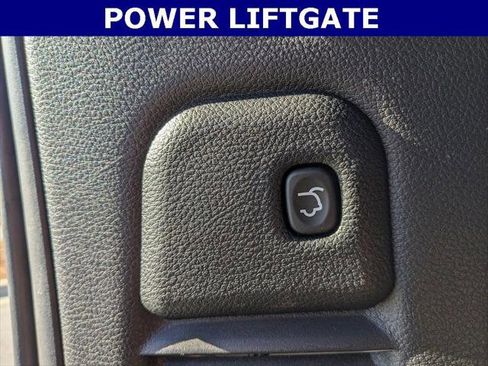 Certified 2024 Dodge Durango GT image 18