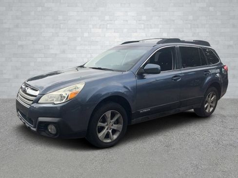 Used 2014 Subaru Outback 2.5i Premium image 2