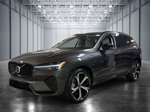 Used 2024 Volvo XC60 T8 Ultimate w/ Protection Package Premier AWD/4WD image 1