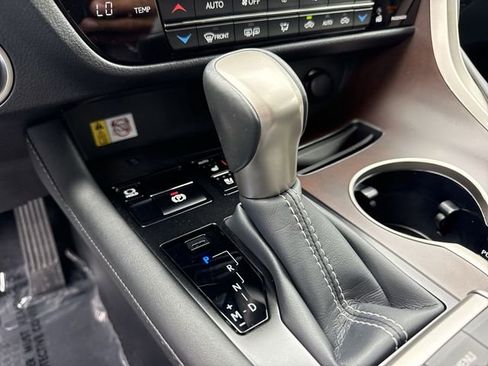 Certified 2022 Lexus RX 350 FWD w/ Premium Package image 20