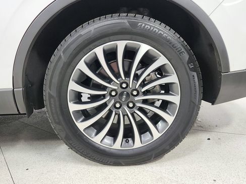 Used 2023 Lincoln Aviator Reserve w/ Elements Package Plus AWD/4WD image 15