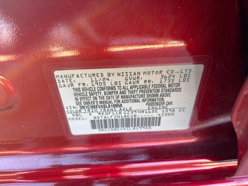 Used 2025 Nissan Versa SV image 27