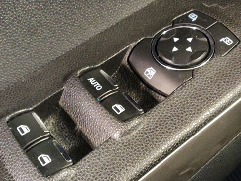 Used 2020 Ford EcoSport SE w/ SE Convenience Package FWD image 27