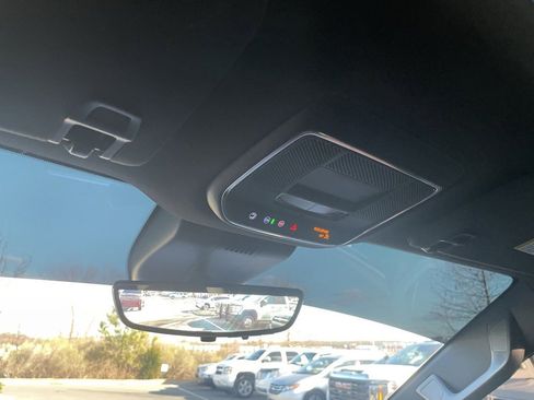 Used 2025 GMC Sierra EV Denali image 19