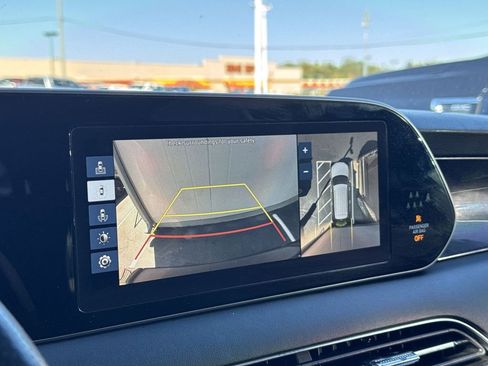 Used 2021 Hyundai Palisade Calligraphy image 22