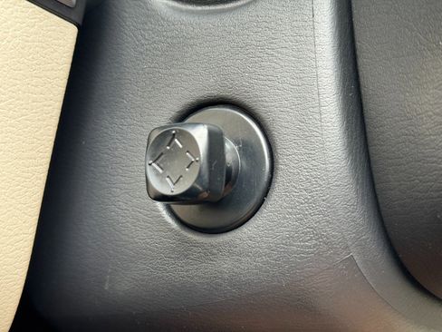 Used 2020 Nissan Murano Platinum w/ Cargo Package image 20